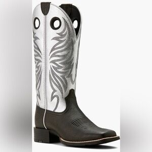 Ariat Woman Western Boots in Black and Silver